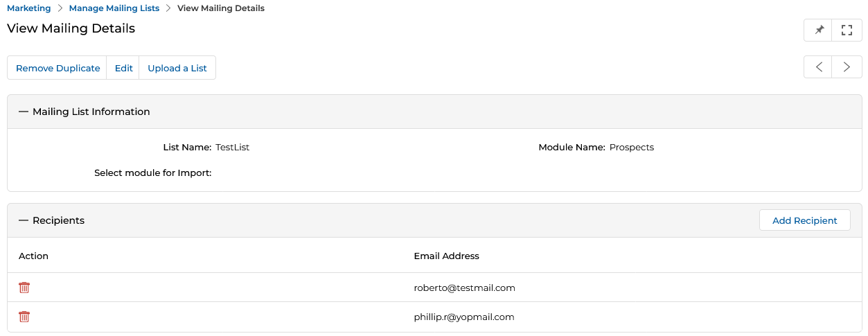 View Mailing Details page with Recipients section showing three email addresses: roberto@testmail.com, phillip.r@yopmail.com, and roberto@testmail.com (the duplicate highlighted)